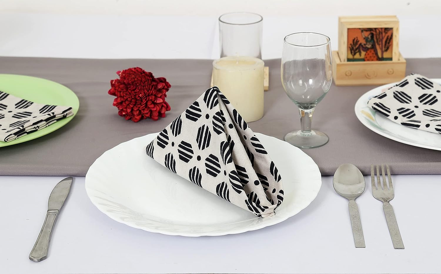 Cotton Geometric Dinner Napkins | Set of 12